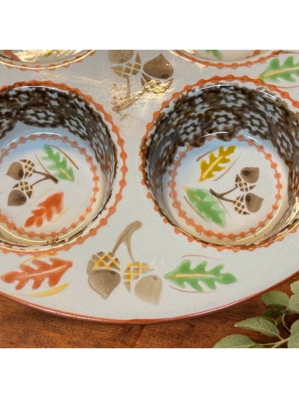 Temp-Tations Fall-Themed Ceramic Muffin Tray With Acorn & Leaf Pattern Cupcakes - Picture 3 of 5